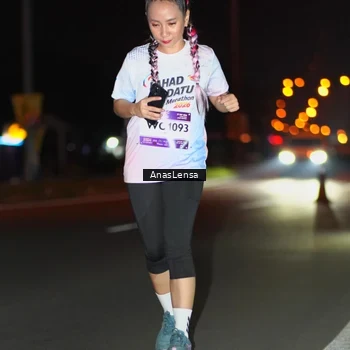 Runner Photo 7654215