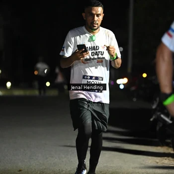 Runner Photo 7654222
