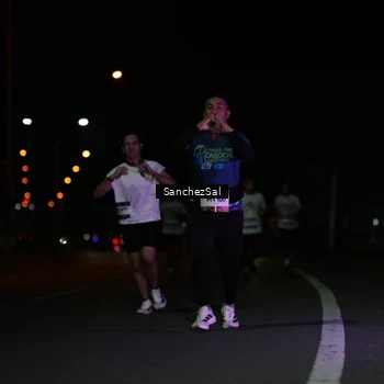Runner Photo 7654228