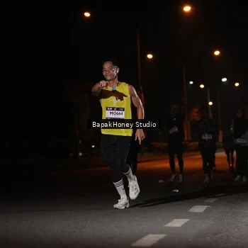 Runner Photo 7654234