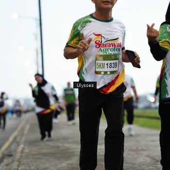 Runner Photo 7654240