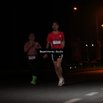 Runner Photo 7654256