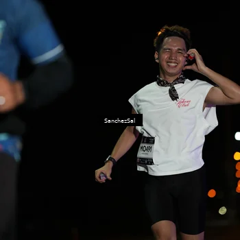 Runner Photo 7654258