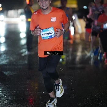 Runner Photo 7654261