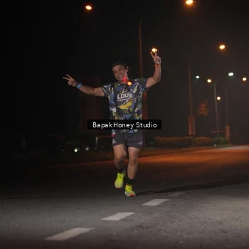 Runner Photo 7654263