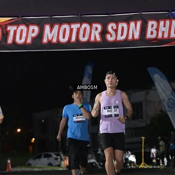 Runner Photo 7654265