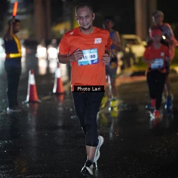 Runner Photo 7654268