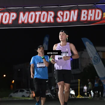 Runner Photo 7654271