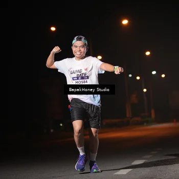 Runner Photo 7654273