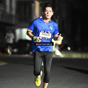Runner Photo 7654280