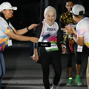 Runner Photo 7654284