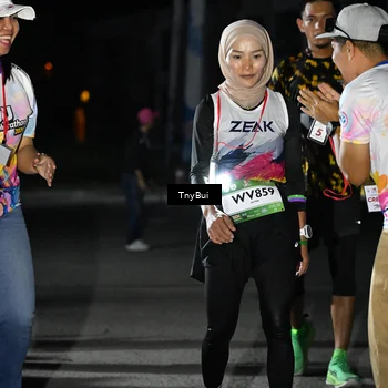 Runner Photo 7654286