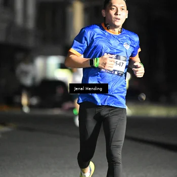 Runner Photo 7654300