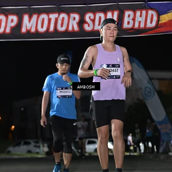 Runner Photo 7654307