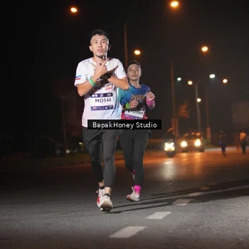 Runner Photo 7654313