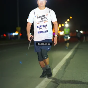 Runner Photo 7654315
