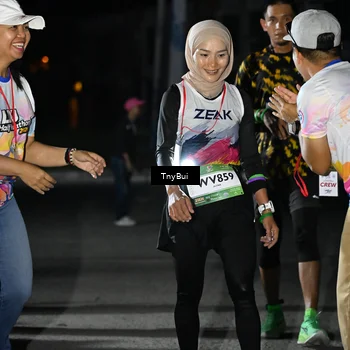 Runner Photo 7654325