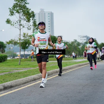 Runner Photo 7654334