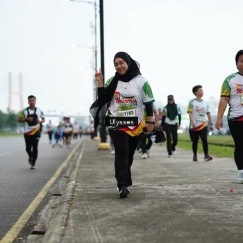Runner Photo 7654335