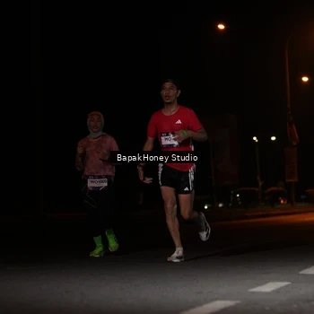 Runner Photo 7654362