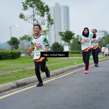 Runner Photo 7654371