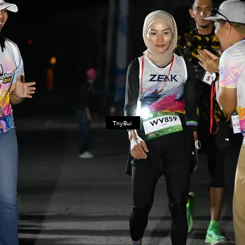 Runner Photo 7654392