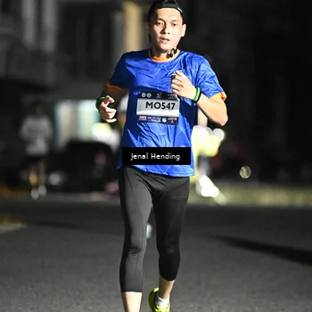Runner Photo 7654398