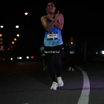 Runner Photo 7654404