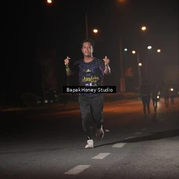 Runner Photo 7654407