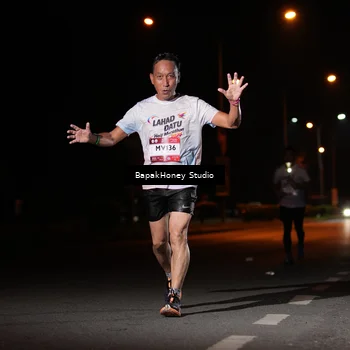 Runner Photo 7654412