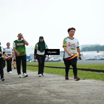 Runner Photo 7654415