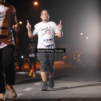 Runner Photo 7654420