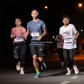 Runner Photo 7654421