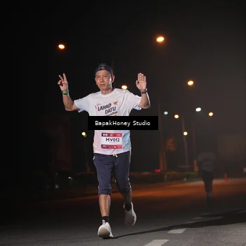 Runner Photo 7654424