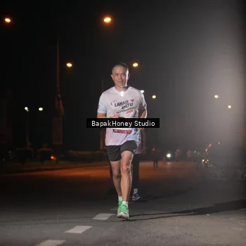 Runner Photo 7654430