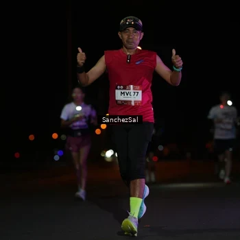 Runner Photo 7654437