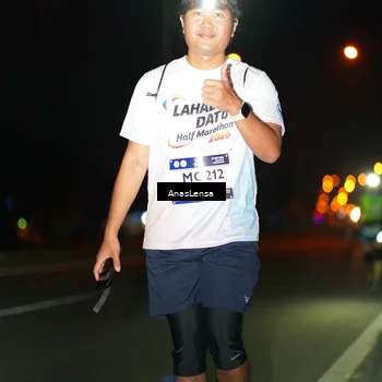 Runner Photo 7654440