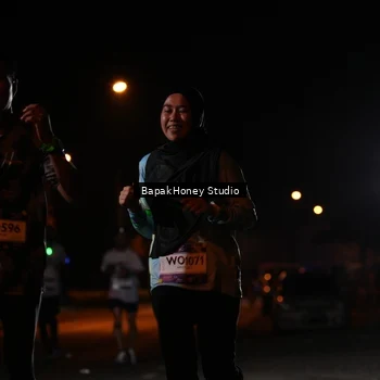 Runner Photo 7654450