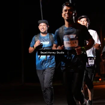 Runner Photo 7654463