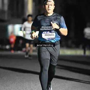 Runner Photo 7654468