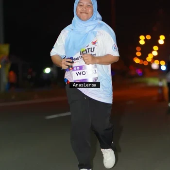 Runner Photo 7654475