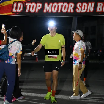 Runner Photo 7654484