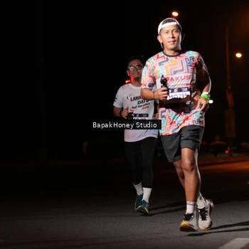 Runner Photo 7654508