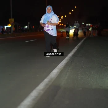 Runner Photo 7654527