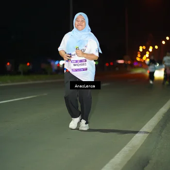 Runner Photo 7654531