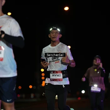 Runner Photo 7654540