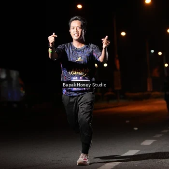 Runner Photo 7654543