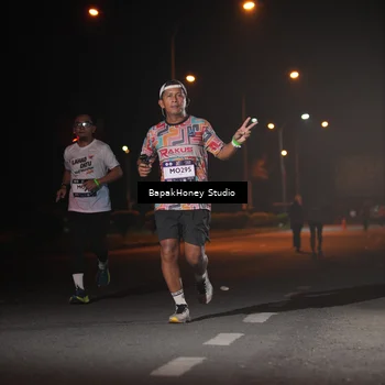Runner Photo 7654558