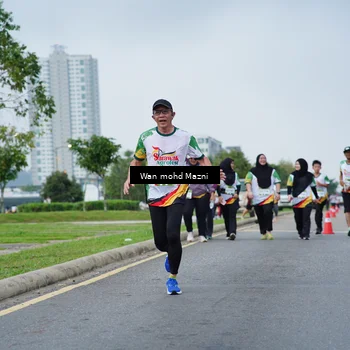 Runner Photo 7654564