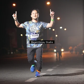 Runner Photo 7654565